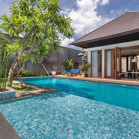Entrada Seminyak Villa By Nagisa Bali Екстериор снимка